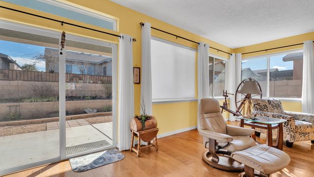 331 Rio Chama Circle SW, Los Lunas, NM 87031