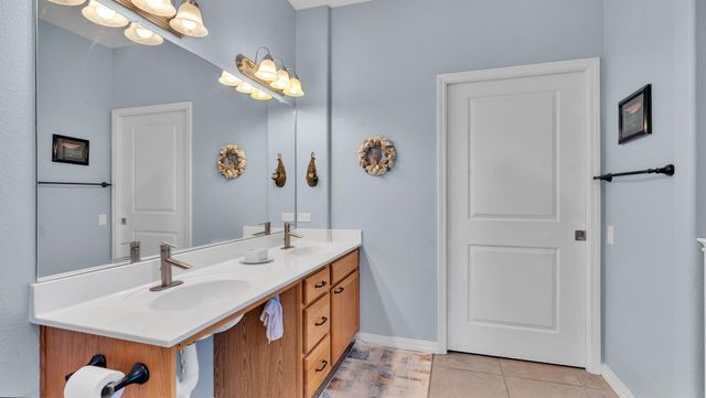 331 Rio Chama Circle SW, Los Lunas, NM 87031