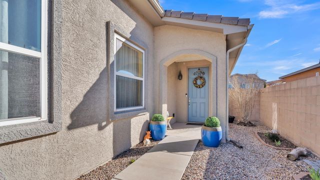 331 Rio Chama Circle SW, Los Lunas, NM 87031