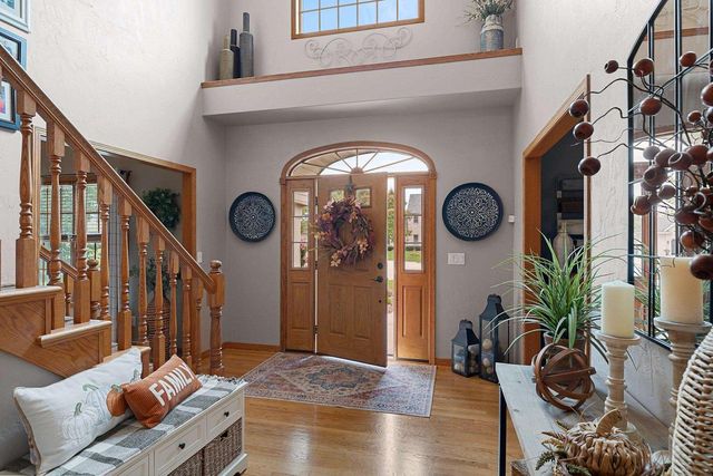 764 SADDLEBROOK COURT, Neenah, WI 54956