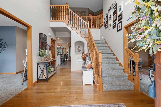 764 SADDLEBROOK COURT, Neenah, WI 54956