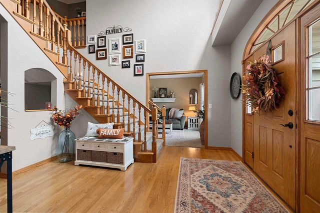 764 SADDLEBROOK COURT, Neenah, WI 54956