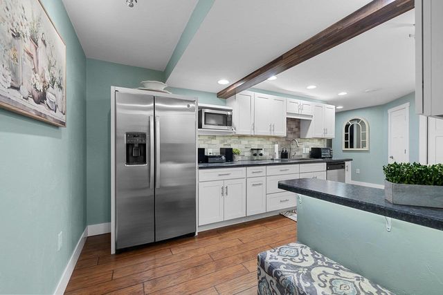 764 SADDLEBROOK COURT, Neenah, WI 54956