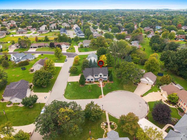 764 SADDLEBROOK COURT, Neenah, WI 54956