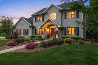 764 SADDLEBROOK COURT, Neenah, WI 54956