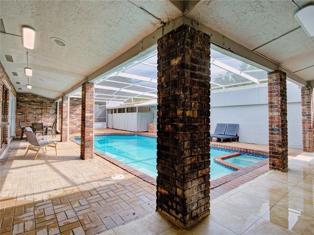 2703 Adams Street, Hollywood, FL 33020