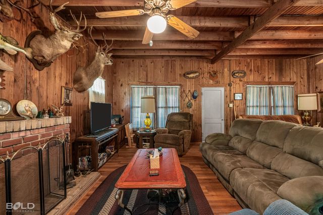 11259 Ferry Lake Road, Oil City, LA 71061