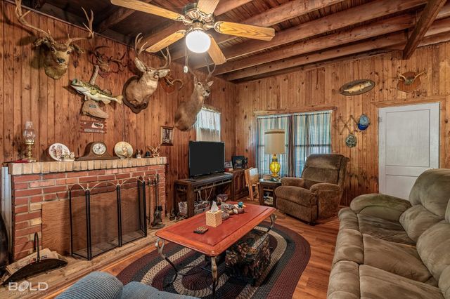 11259 Ferry Lake Road, Oil City, LA 71061