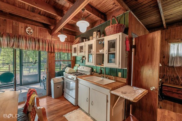 11259 Ferry Lake Road, Oil City, LA 71061
