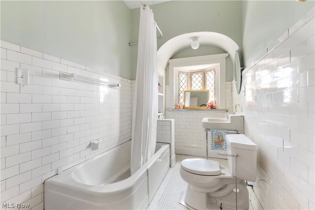34 Orchard Road, Wheeling, WV 26003