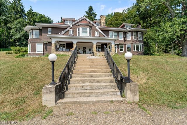 34 Orchard Road, Wheeling, WV 26003