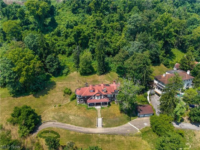 34 Orchard Road, Wheeling, WV 26003