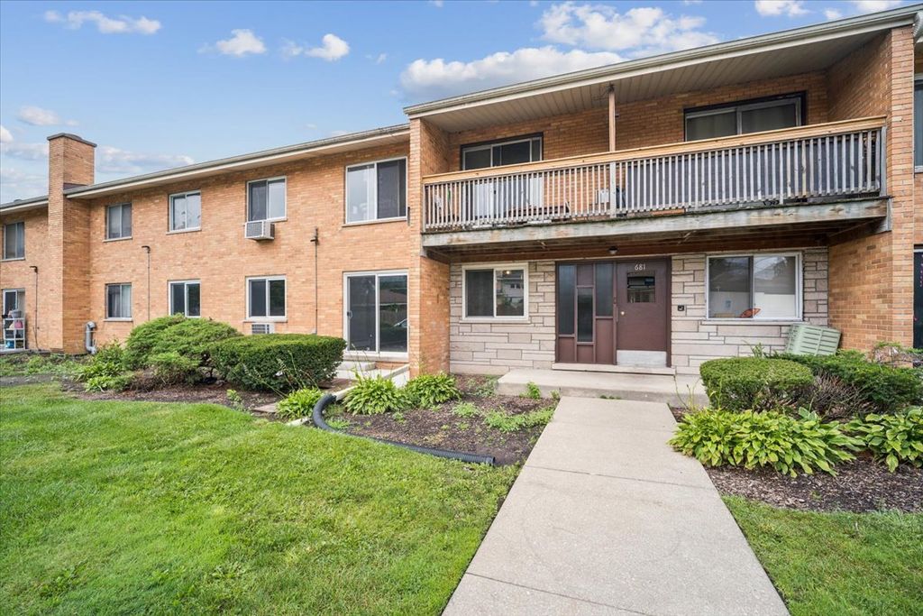 681 Elmhurst Road C, Des Plaines, IL 60016 — exterior