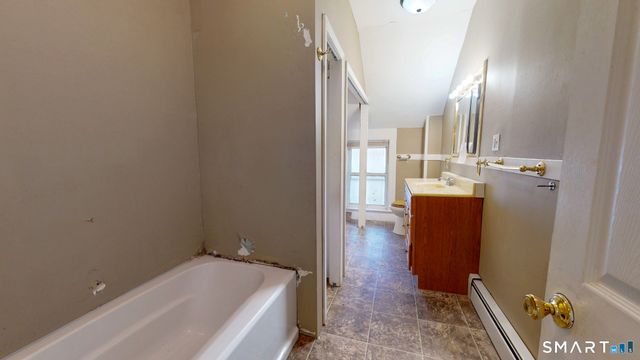 99 Maple Street, Wethersfield, CT 06109