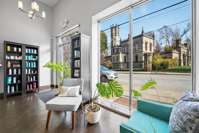 4731 Butler St, Lawrenceville, PA 15201
