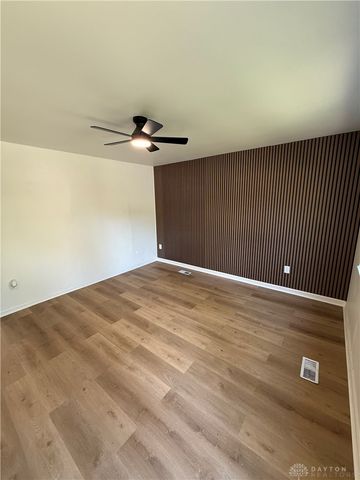 3540 Teaberry Drive, Riverside, OH 45424