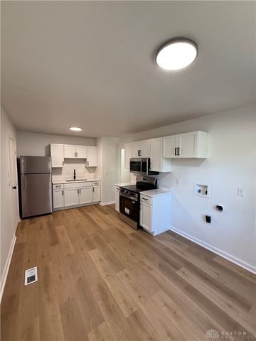 3540 Teaberry Drive, Riverside, OH 45424