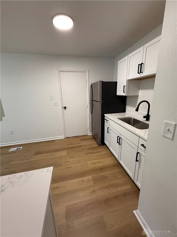 3540 Teaberry Drive, Riverside, OH 45424