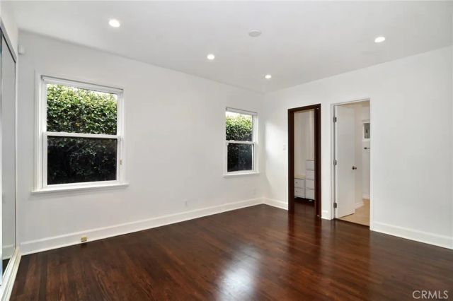 5352 Geyser Avenue, Tarzana, CA 91356