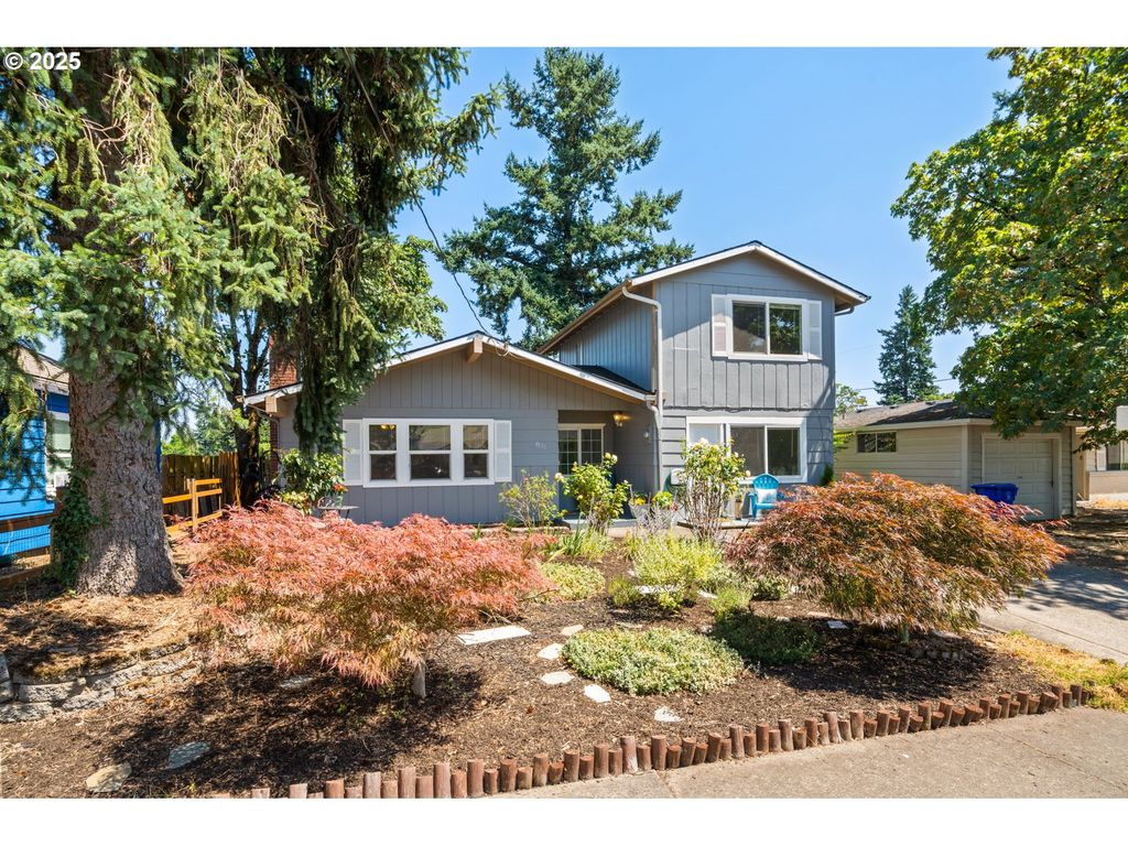 8310 Se 70TH Ave, Portland, OR 97206