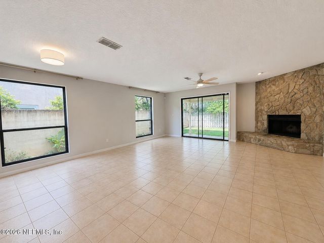 1746 OCEAN GROVE Drive, Atlantic Beach, FL 32233