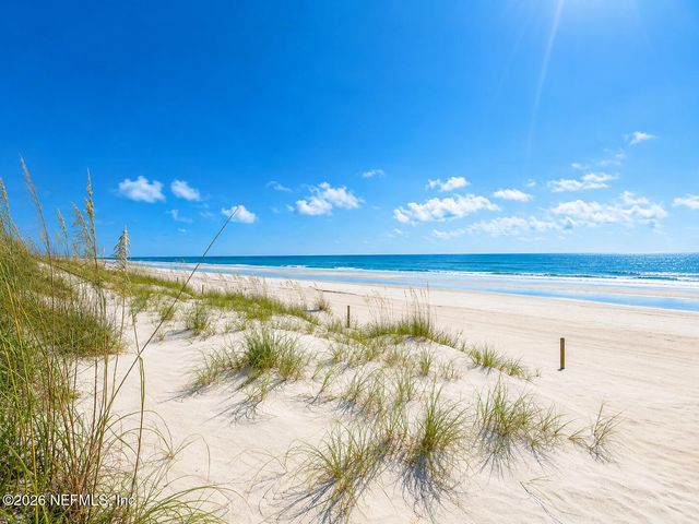 1746 OCEAN GROVE Drive, Atlantic Beach, FL 32233
