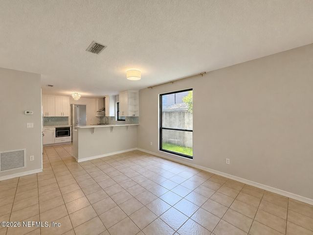 1746 OCEAN GROVE Drive, Atlantic Beach, FL 32233