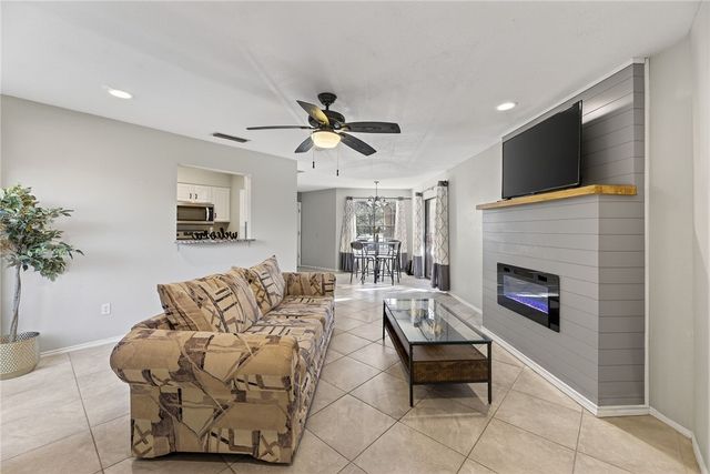 7122 Premont Dr D101, Corpus Christi, TX 78414