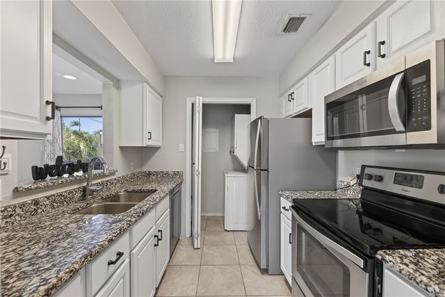 7122 Premont Dr D101, Corpus Christi, TX 78414