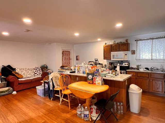 7868 Pomfret Road, Pomfret, VT 05053