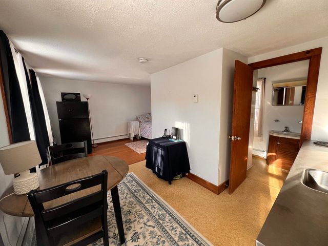 7868 Pomfret Road, Pomfret, VT 05053