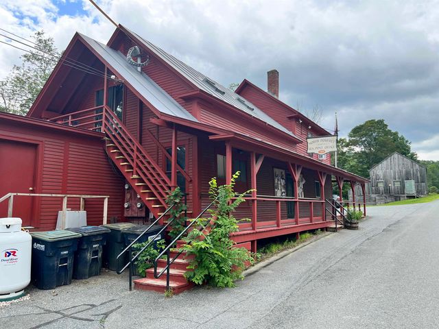 7868 Pomfret Road, Pomfret, VT 05053