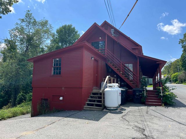 7868 Pomfret Road, Pomfret, VT 05053