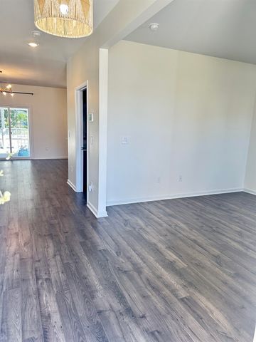 340 Emery Oak Dr., Murrells Inlet, SC 29576