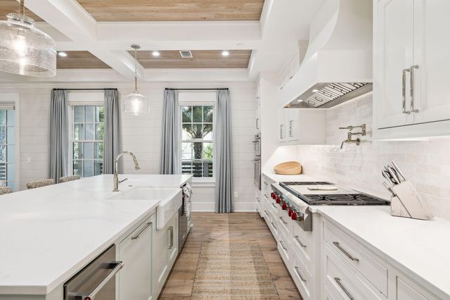 101 Carillon Avenue, Panama City Beach, FL 32413