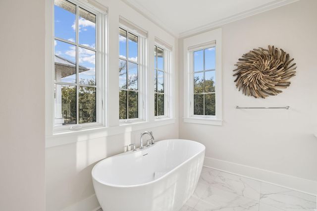 101 Carillon Avenue, Panama City Beach, FL 32413