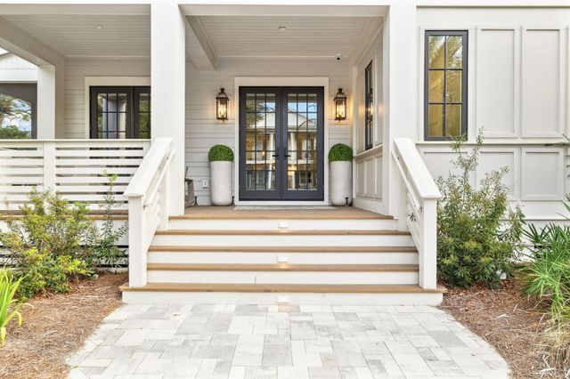 101 Carillon Avenue, Panama City Beach, FL 32413