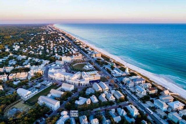 101 Carillon Avenue, Panama City Beach, FL 32413