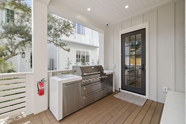 101 Carillon Avenue, Panama City Beach, FL 32413