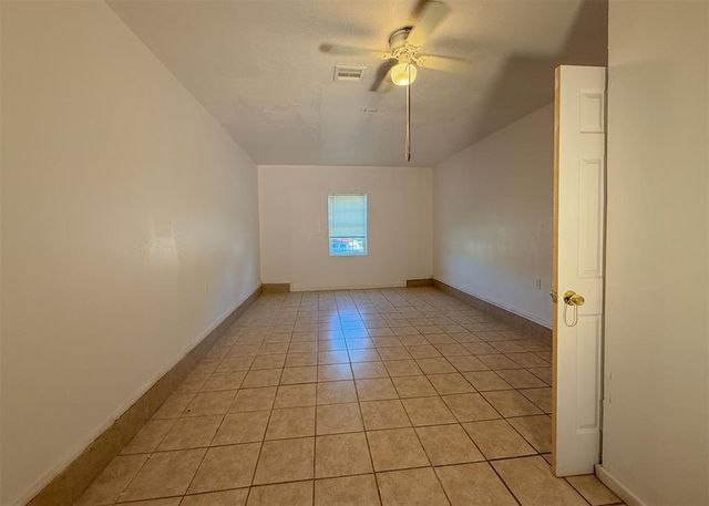 242 Windsor Way, Midwest City, OK 73110