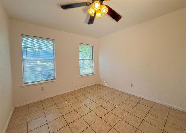 242 Windsor Way, Midwest City, OK 73110
