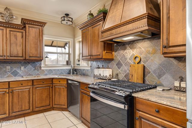 254 Nottingwood Court, Opelousas, LA 70570