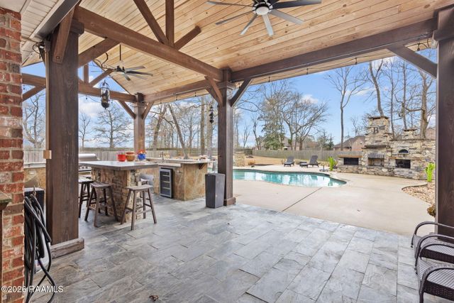 254 Nottingwood Court, Opelousas, LA 70570