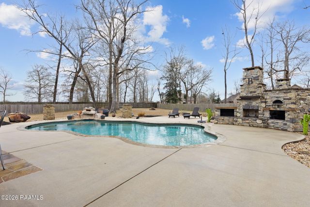 254 Nottingwood Court, Opelousas, LA 70570