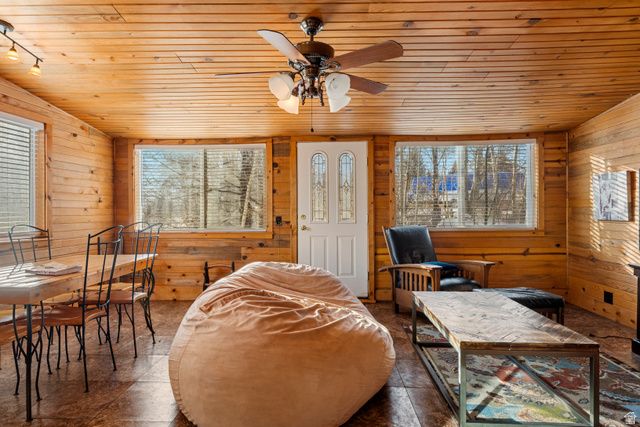 275 N DEER DR, Saint Charles, ID 83272