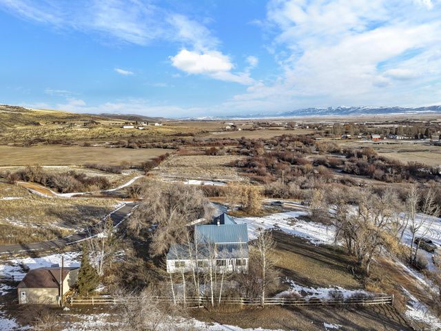 275 N DEER DR, Saint Charles, ID 83272
