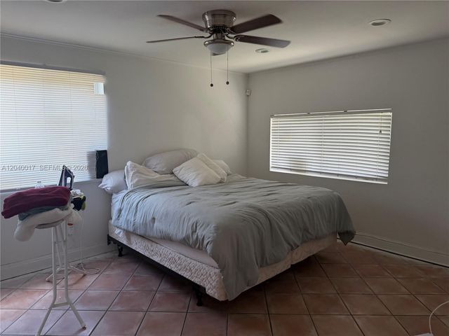 1800 Jamaica Dr, Miramar, FL 33023