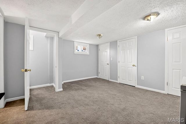 1923 Clare Court, St Louis, MO 63114