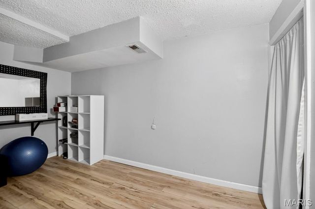 1923 Clare Court, St Louis, MO 63114