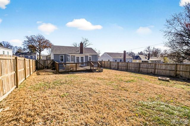 1923 Clare Court, St Louis, MO 63114